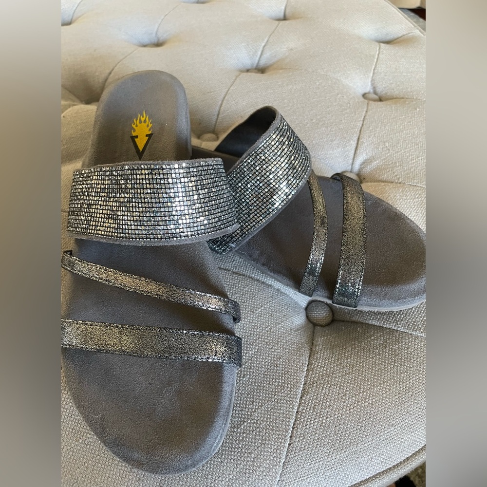 Volatile Women’s Sandals